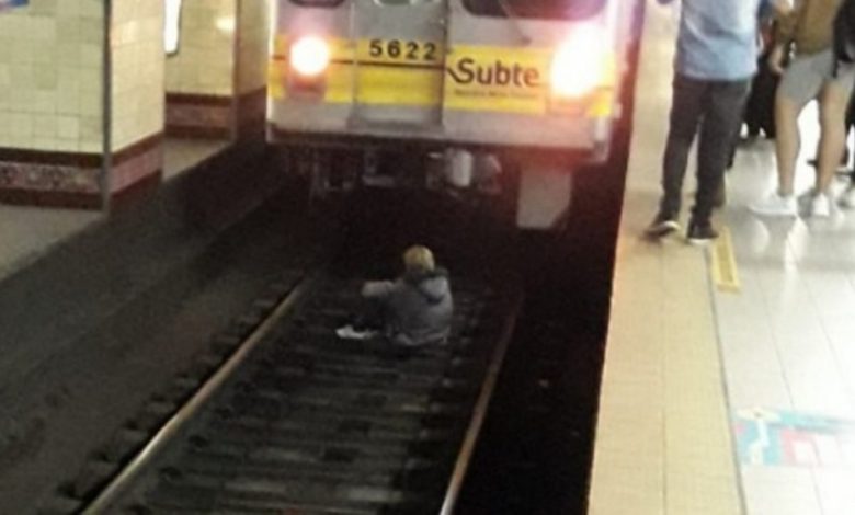 Photo of Mal nacidos, no tienen piedad: «Una jubilada quiso quitarse la vida en el subte porque no le alcanza para comer»