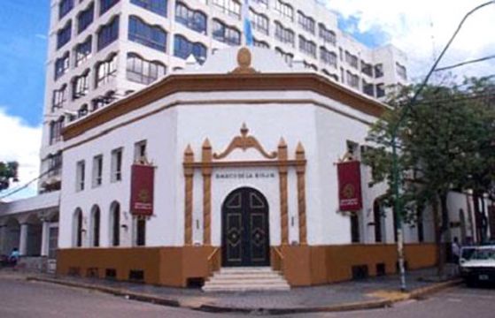 Photo of El Banco Rioja vuelve a manos de los riojanos y genera expectativas