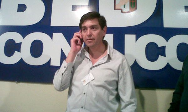 Photo of EL CHOFER DEL GOBERNADOR Y ALGUNOS EMPLEADOS MÁS LLAMAN A JUGAR LAS INTERNAS ENTRE FUNCIONARIOS