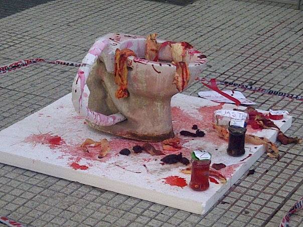 Photo of EN PLAZA 25 DE MAYO REPUDIAN LA LEGALIZACIÓN DEL ABORTO