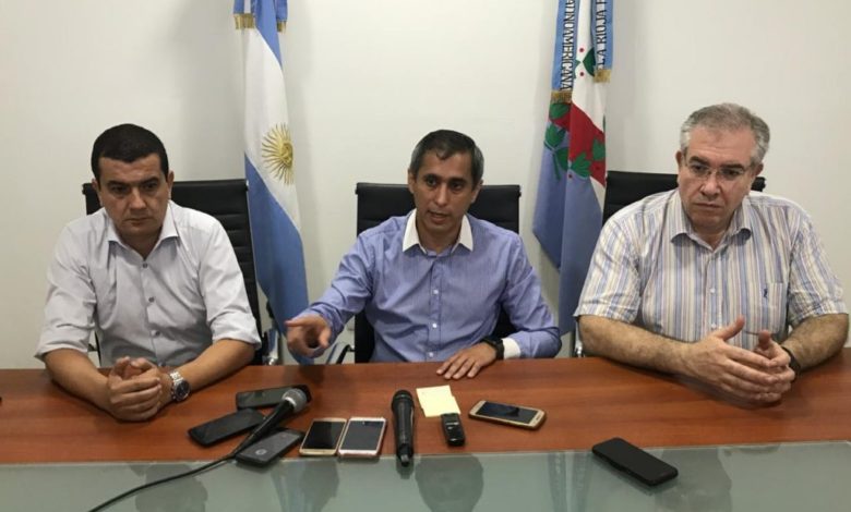 Photo of Confirmado lo que Medios Rioja adelantó: Paredes Urquiza renunció a los servicios públicos y reconoció que perdió y va seguir perdiendo elecciones