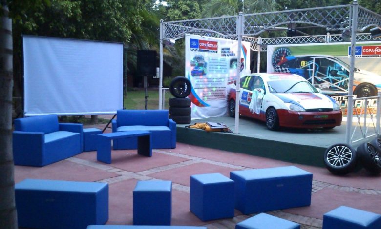 Photo of MIENTRAS INVESTIGAN A ONGS QUE TRABAJARÍAN PARA BOSETTI, BLANQUEAN LA COMPRA DE AUTOS DE CARRERA