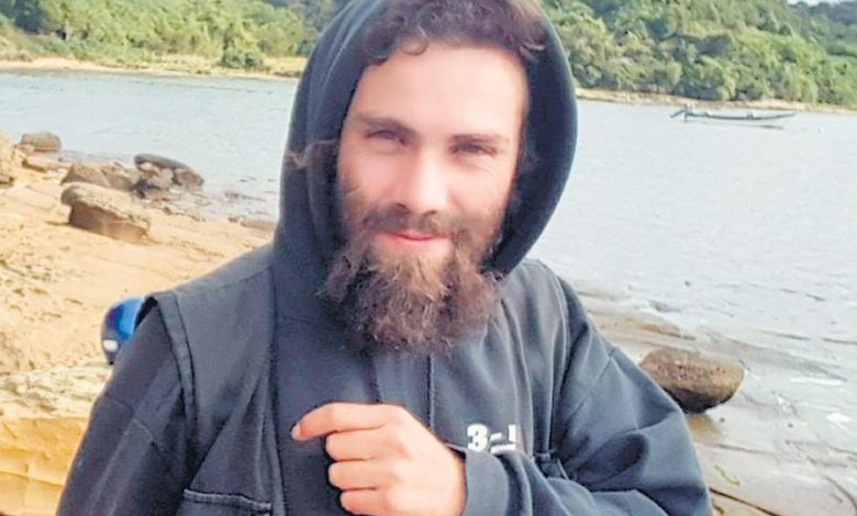 Photo of SANTIAGO MALDONADO FUE TORTURADO POR GENDARMERÍA Y MURIÓ DE HIPOTERMIA
