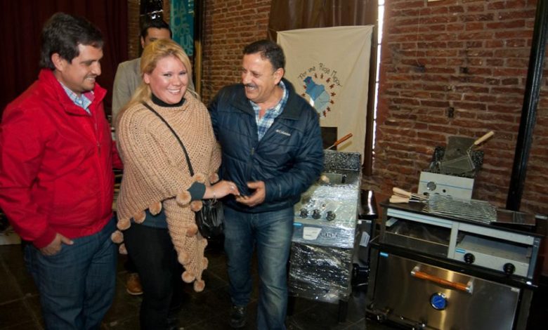 Photo of QUINTELA EN VIVO POR RADIO RIOJA CONFIRMA QUE DEFENDERÁ LO ACTUADO EN BENEFICIO DE LOS TRABAJADORES