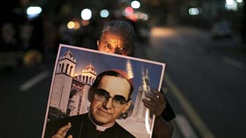 Photo of Más cerca de la beatificación: “Angelelli es nuestro”