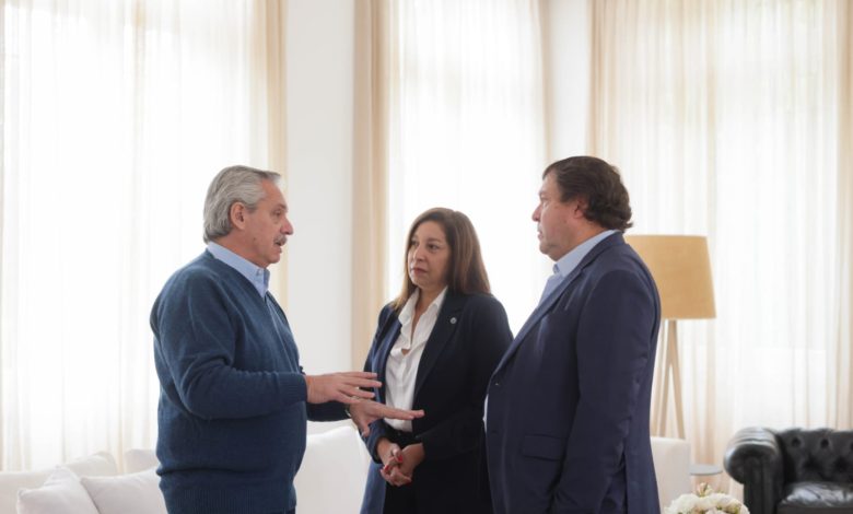Photo of SILVINA BATAKIS: “TENEMOS QUE CUMPLIR EL ACUERDO CON EL FMI Y EN CADA REVISIÓN DE LAS METAS SEGURAMENTE HABRÁ ALGUNAS MODIFICACIONES PORQUE EL MUNDO CAMBIA CONTINUAMENTE”