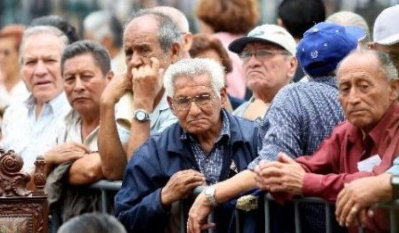 Photo of Miguel Galeano: “Martín Menem debe explicar a 37 mil jubilados riojanos por que los quiere convertir en un programa social”
