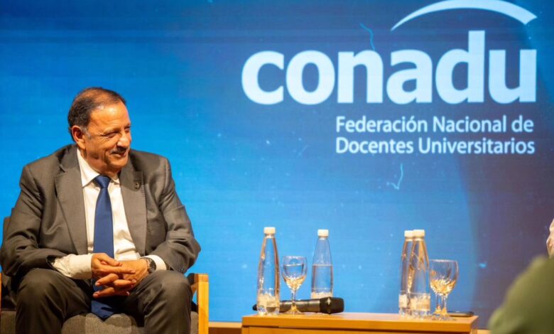 Photo of Ricardo Quintela: «Para que el país crezca, necesitamos un sistema de educación pública fuerte y consolidado»