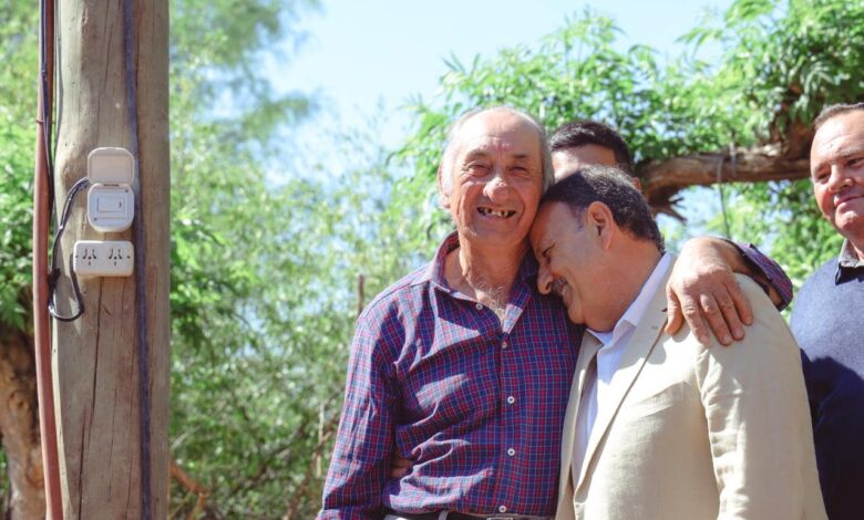 Photo of Ricardo Quintela inauguró la electrificación rural en Tasquín