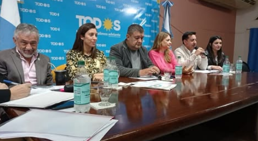 Photo of El titular del Congreso del PJ de La Rioja solicita a CFK abandonar las prácticas internas perjudiciales