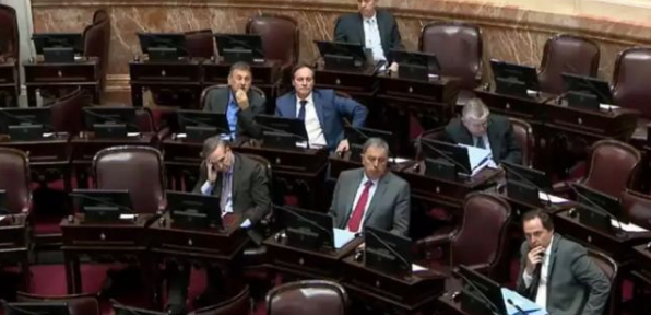 Photo of Los gobernadores del PJ no irán al Congreso y casi no habrá presencia de la oposición en el discurso de Milei