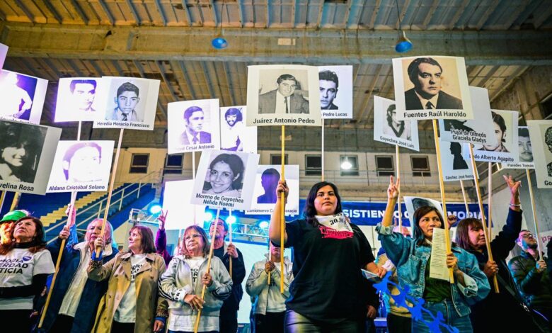 Photo of Levantando la bandera del Nunca Más